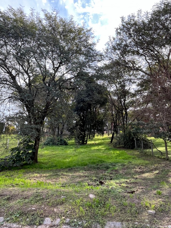 Hermoso terreno en Barrio La Arboleda